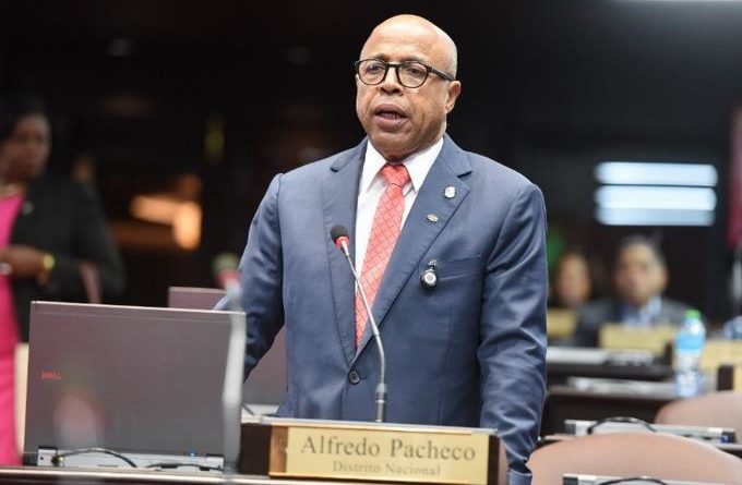 Alfredo Pacheco convoca a presentar candidaturas para Cámara de Cuentas