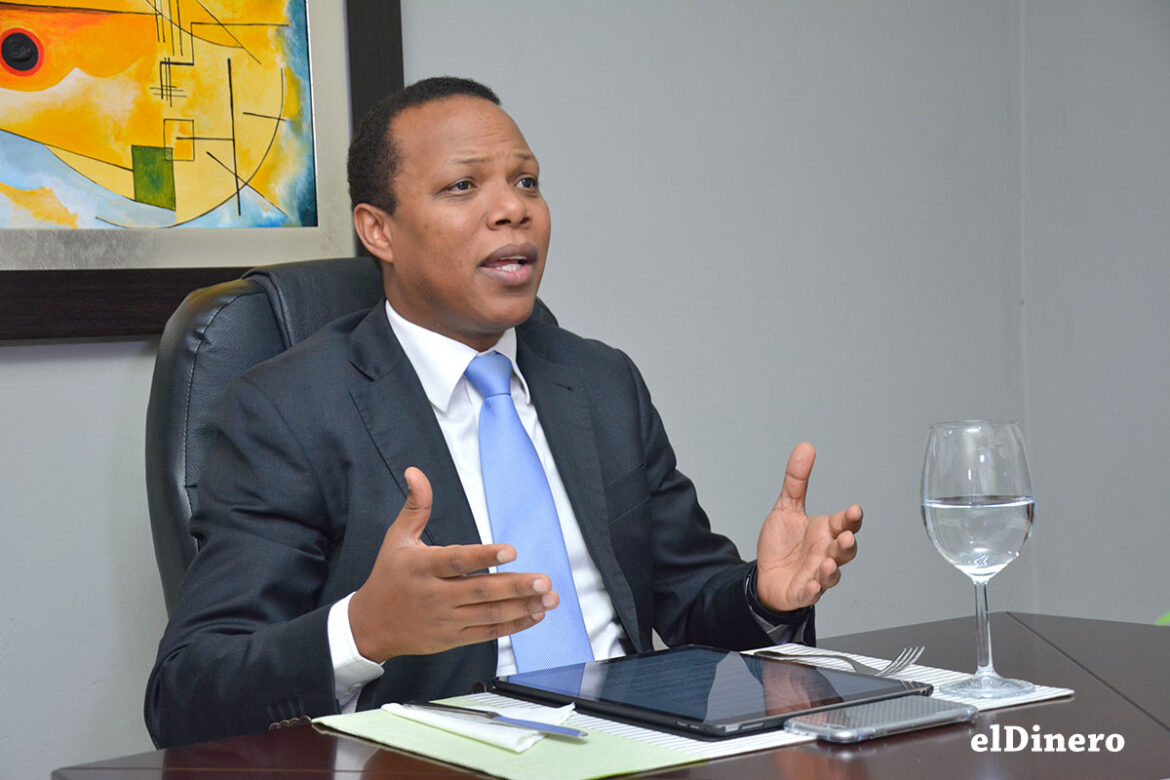 El director general de Edesur Dominicana, Milton Morrison pacto Eléctrico ordena desmontar subsidio