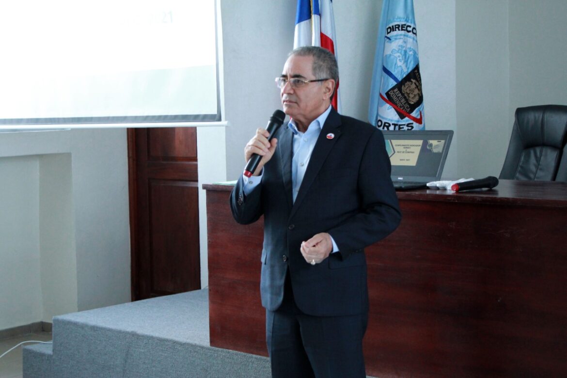 Director General de Pasaportes, Néstor Julio Cruz Pichardo anunció apertura de nuevas oficinas para agilizar procesos