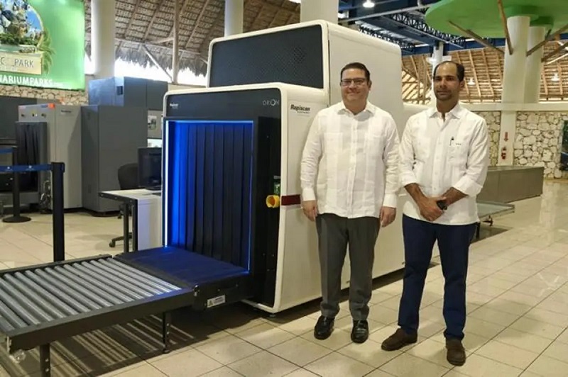 Dirección de Aduana y el Aeropuerto Internacional de Punta Cana presentan máquina de rayos X de última generación en Punta Cana