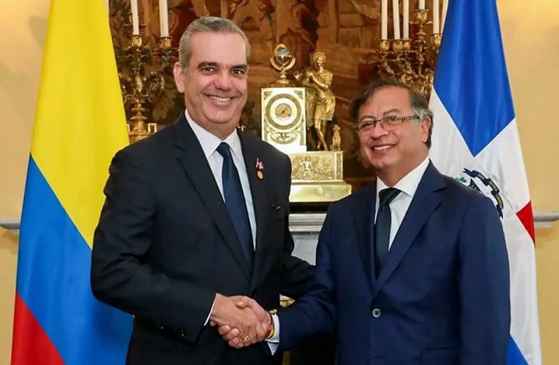 El presidente dominicano, Luis Abinader, y el presidente electo de Colombia, Gustavo Petro, abordaron varios temas de interés