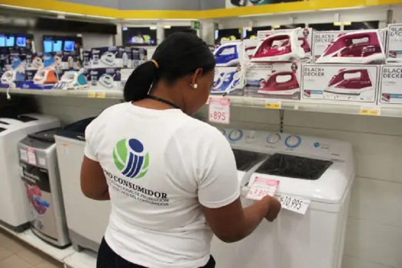 Pro Consumidor llama a consumidores a comprar con confianza en el “Viernes Negro”