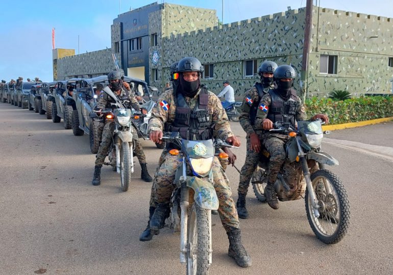 Ejército RD despliega militares para detener indocumentados en frontera