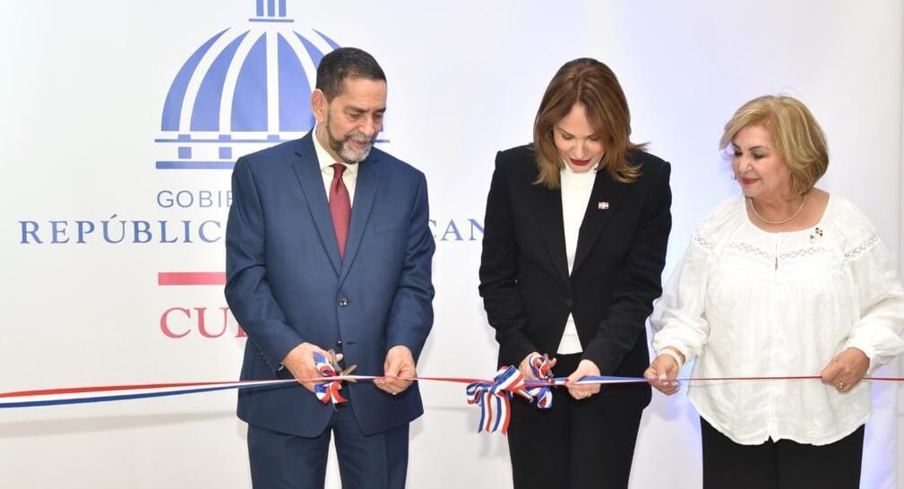 Ministra inaugura en NY la primera oficina de la Dirección de Cultura Dominicana en el Exterior
