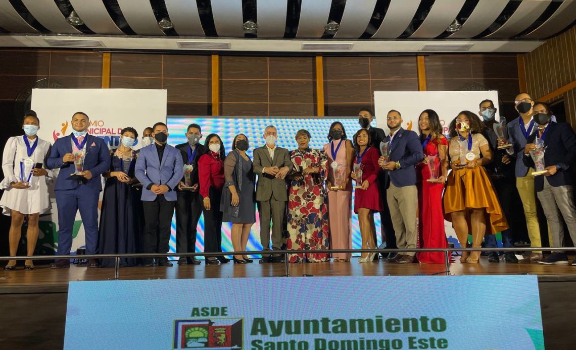 Ayuntamiento SDE anuncia II Premio Municipal de la Juventud 