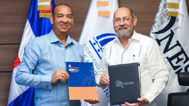 MOPC y ONESVIE firman acuerdo para evaluar los puentes del país