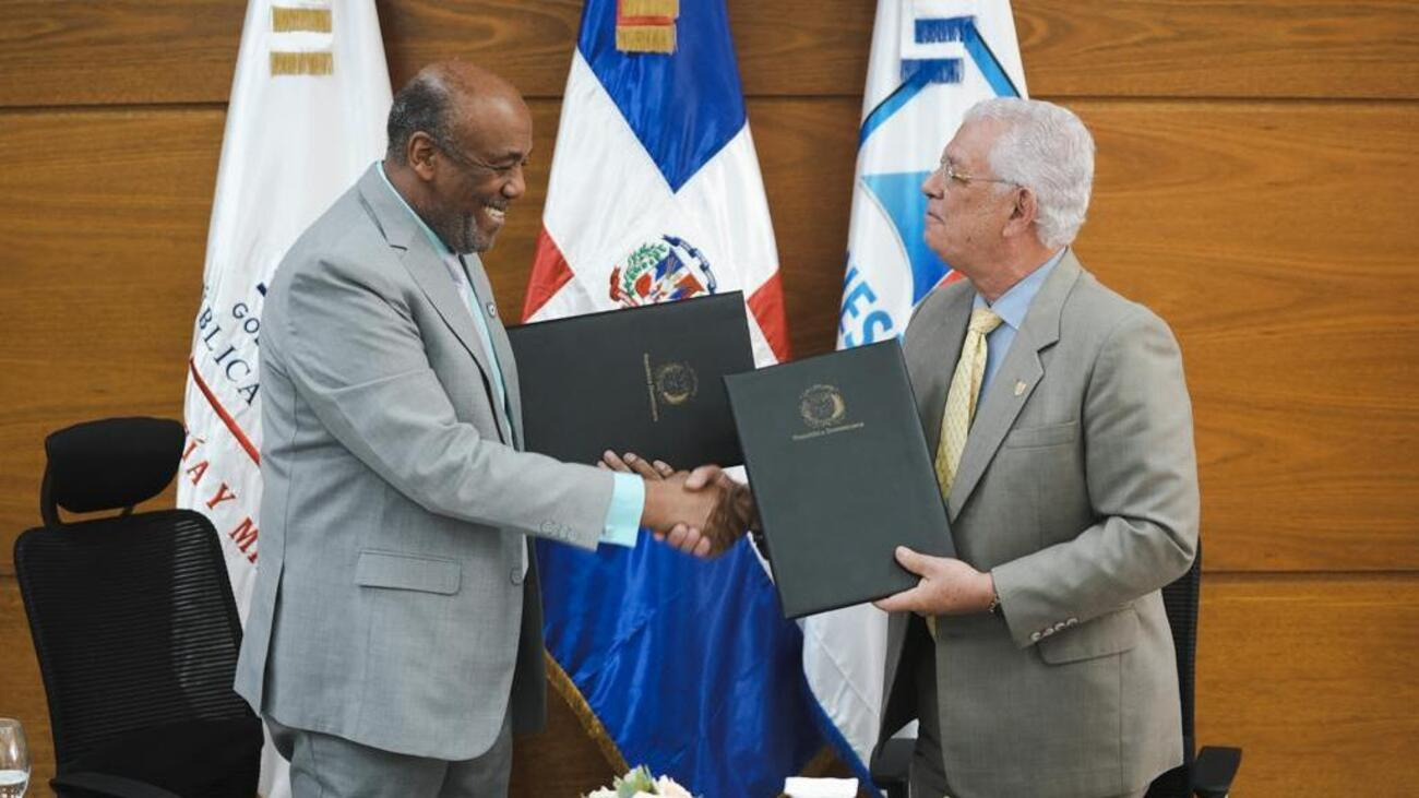 MEM e INESDYC firman acuerdo para reforzar la posición del Estado en áreas estratégicas