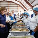 Vicepresidenta encabezó almuerzo con más de 500 mujeres en Santiago