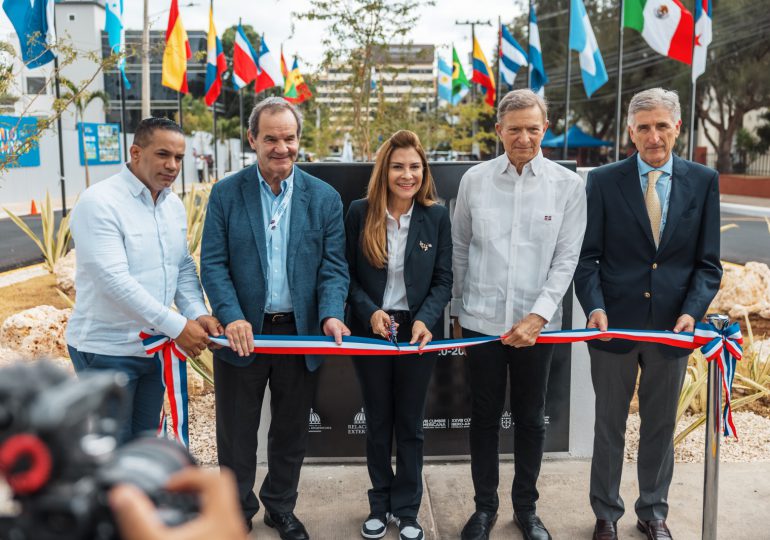 ADN y MIREX inauguran plaza  de la XXVIII Cumbre Iberoamericana de Jefas y Jefes de Estado