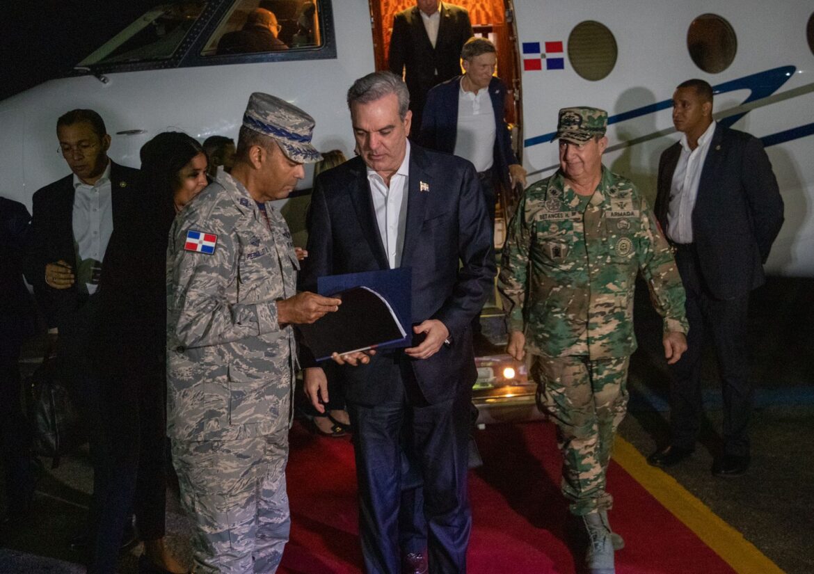 Presidente Abinader regresa de Ecuador con grandes logros