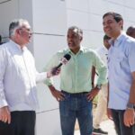 Ministro Joel Santos y Roberto Ángel  supervizan Teleférico de Los Alcarrizos