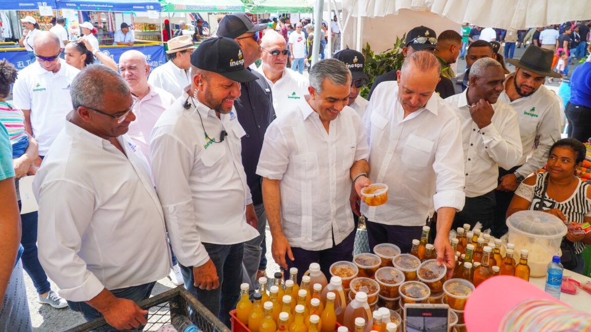 Iván Hernández  anuncia el relanzamiento programa  “Compra a Precio de INESPRE en el Supermercado”