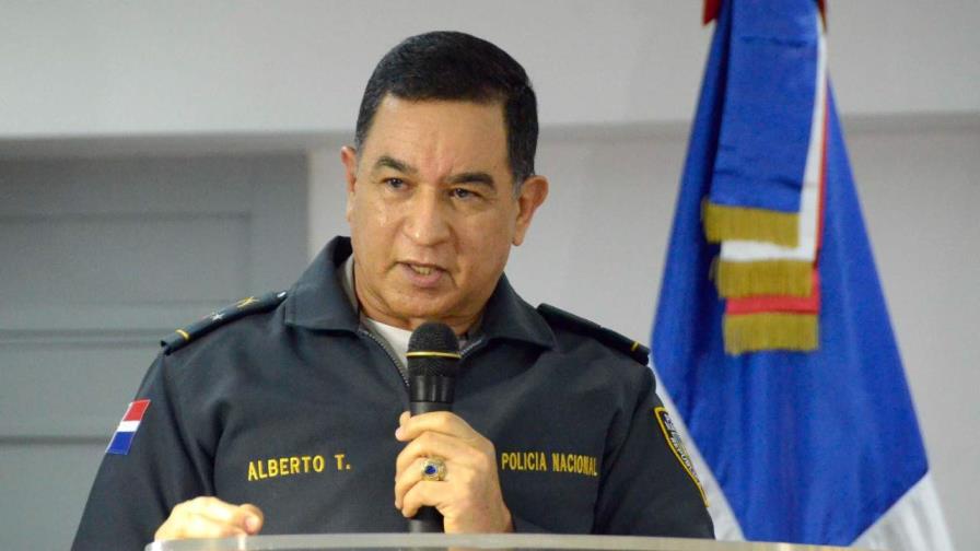 Director de la Policía advierte a agentes que no existe espacio para «negociar con delincuentes o protegerlos»