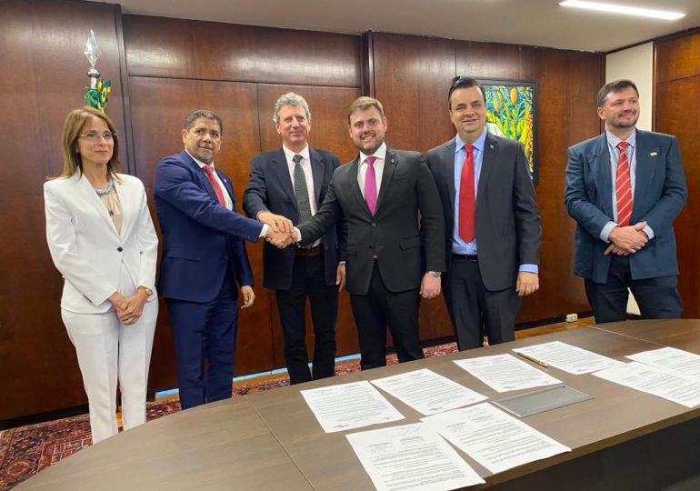 Ministerios de Agricultura RD-Brasil firman Memorándum de Entendimiento Agrícola y Acuerdo EMBRAPA