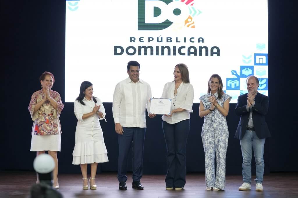Feria del Libro 2023 recibe certificación MARCA PAÍS