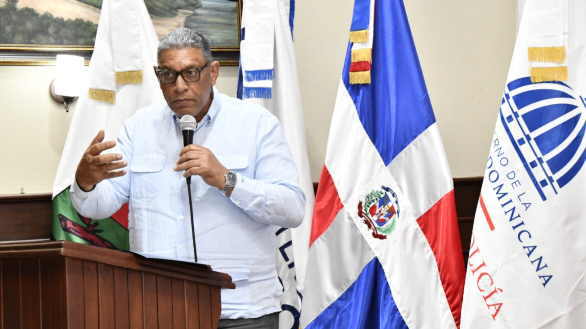 Ministro Jesús Vasquez  Interior y Policía obtiene calificación de 99.29 % en transparencia