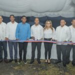 Edesur ilumina y electrifica por primera vez Villa Palomino, en Azua