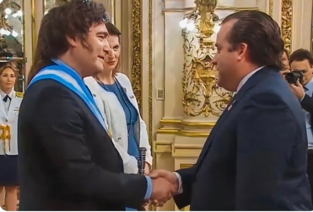 Gobierno felicita nuevo presidente de Argentina Javier Milei