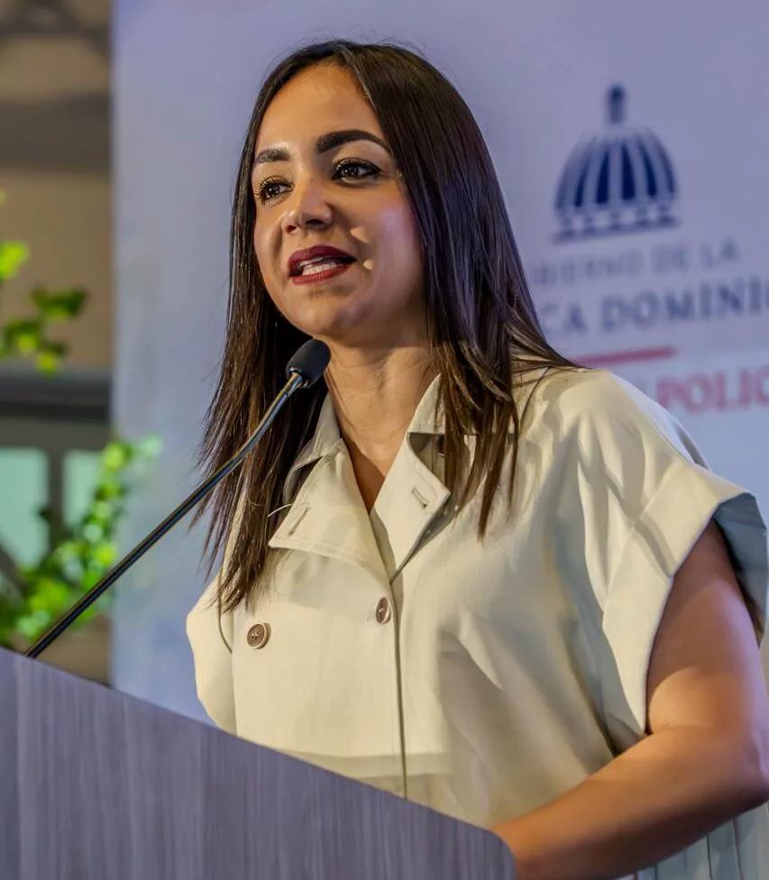 Otras 900 mujeres serán formadas para pertenecer a la Policía Nacional a partir de enero