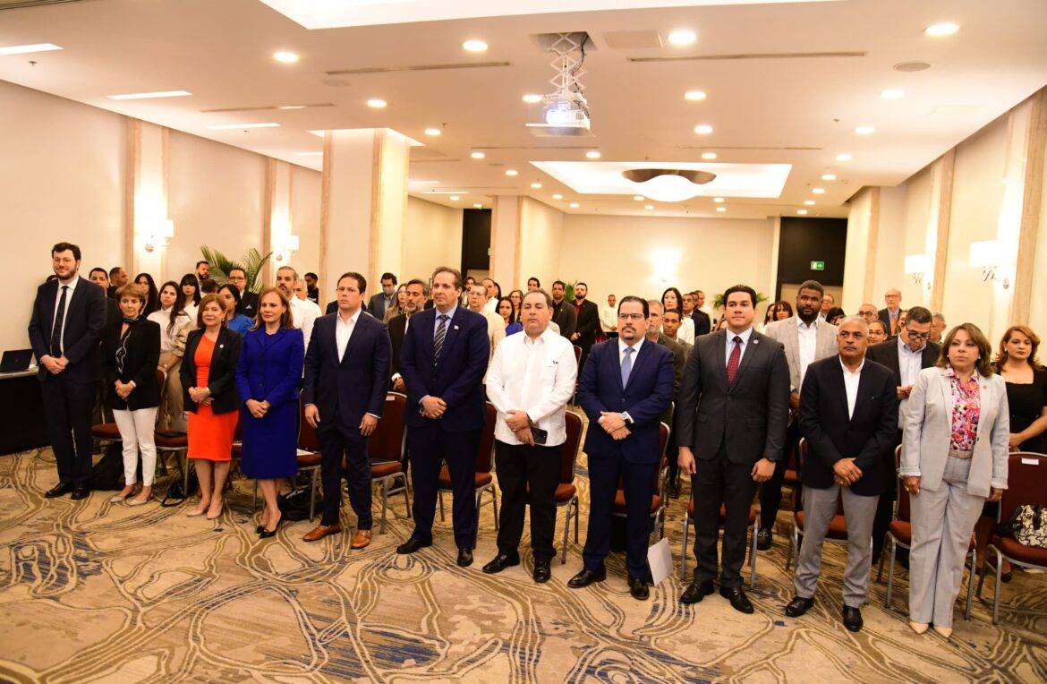 Salud Pública, MIVED y SNS presentan Programa de Apoyo al Fortalecimiento del Sistema Nacional de Salud