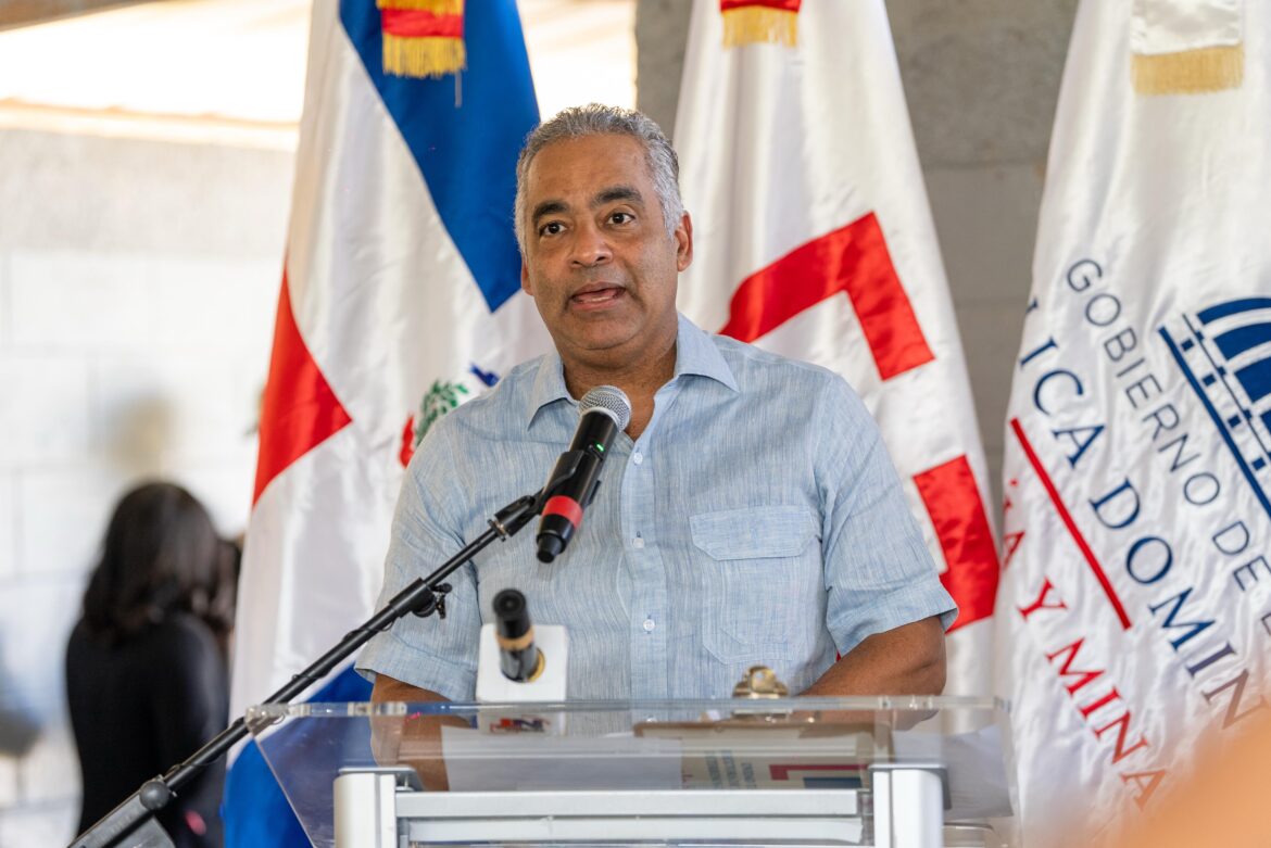 Gobierno inicia proceso de titulación para entregar 650 títulos de propiedad en la comunidad El Nuevo Llagal, Maimón