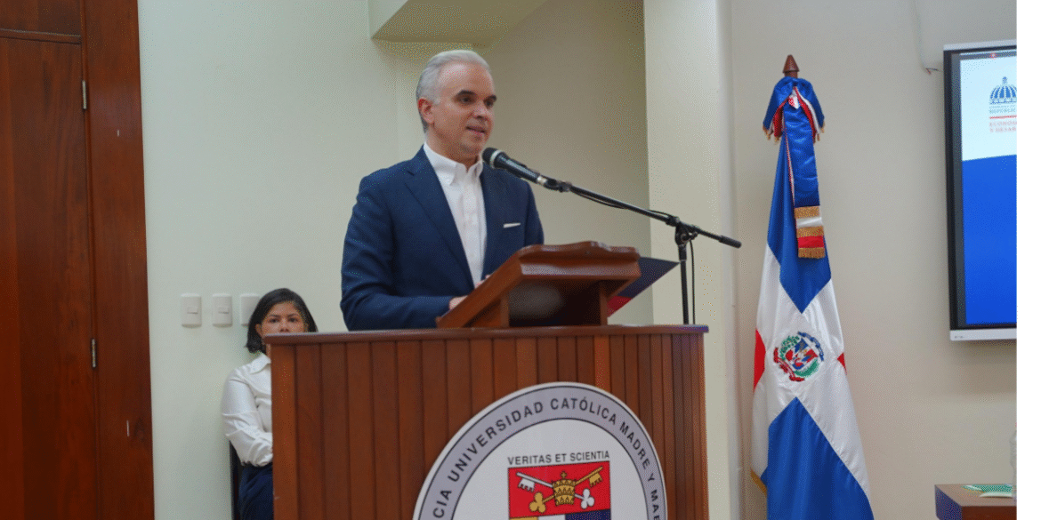 Ministro de Educación propone relanzamiento del Pacto Educativo como reto colectivo nacional