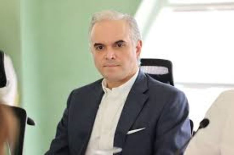 Ministro De Camps declara prioritaria la Evaluación de Desempeño Docente e inicia proceso para ejecutarla este año