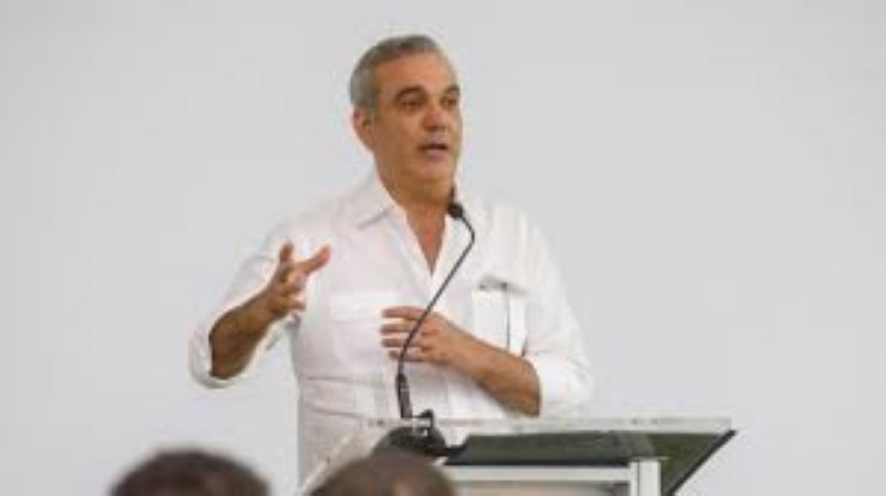 Presidente Abinader dispone solución a problemáticas presentadas por comunitarios de SC