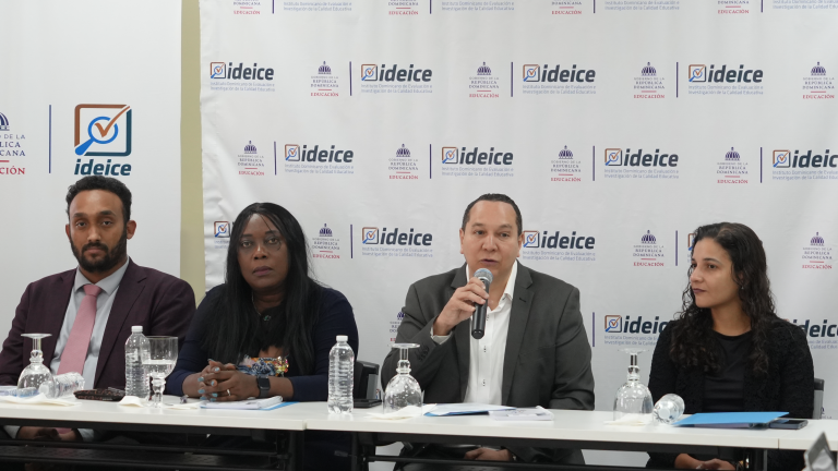 Ideice realiza segunda mesa técnica con organismos del Minerd para estructurar proyectos de investigación y evaluación 2026