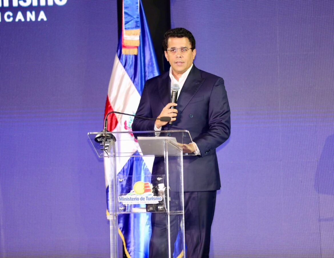 Récord mundial dominicano: David Collado impulsa el mejor semestre turístico en la historia nacional