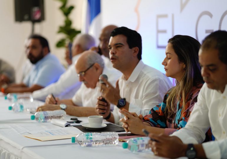 Wellington Arnaud encabeza «El Gobierno en las Provincias» en Valverde