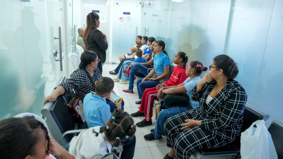 INABIE no vacaciona; atiende a estudiantes en su sede durante período de receso académico