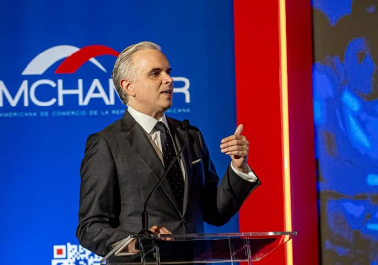 Luis Miguel De Camps presenta estrategia educativa para impulsar empleo, ética y productividad nacional