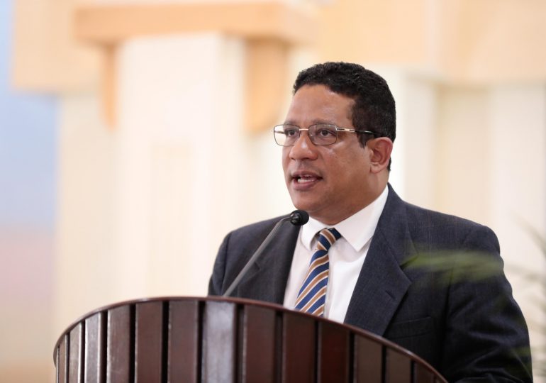 DGCP: Carlos Pimentel afirma monitorea contrataciones por más de RD$13 mil millones en junio y evita irregularidades millonarias