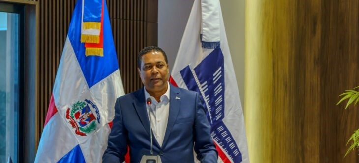 Víctor D’Aza felicita trabajo legislativo para fortalecer la gestión integral de los residuos sólidos en el país – Liga Municipal Dominicana
