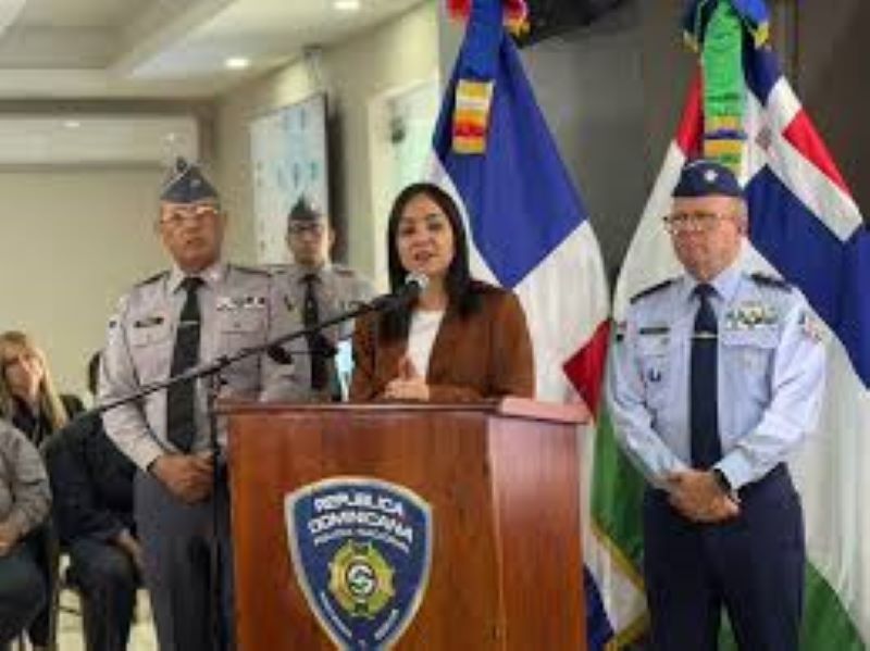 Ministra Faride Raful anuncia avance en la reforma policial, control de armas y coperación internacional