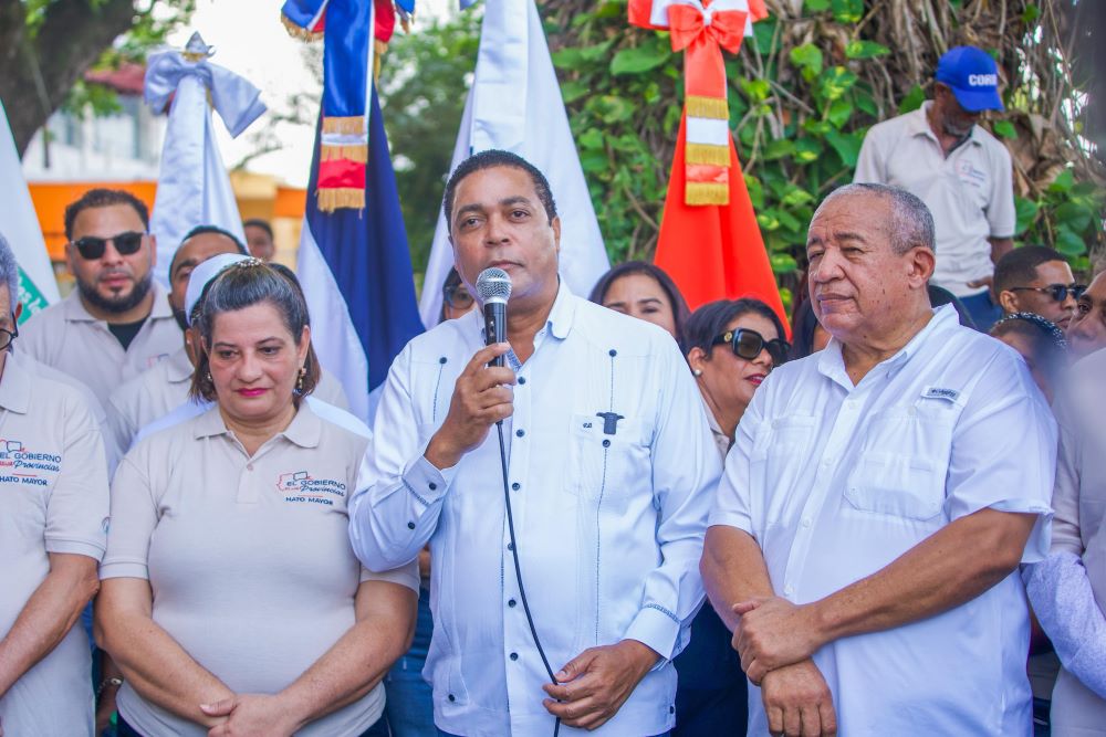 Víctor D’Aza encabeza jornada “Gobierno en las Provincias” en Hato Mayor, impulsada por el presidente Luis Abinader