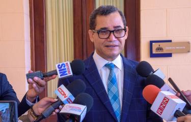 Ministro de Trabajo: la cesantía “está fuera de discusión” en la reforma del Código Laboral