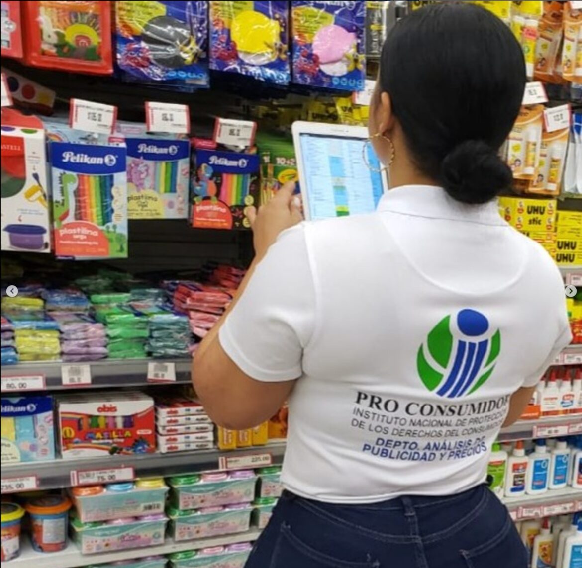Pro Consumidor vigila venta de útiles escolarespara evitar ofertas con publicidad engañosa
