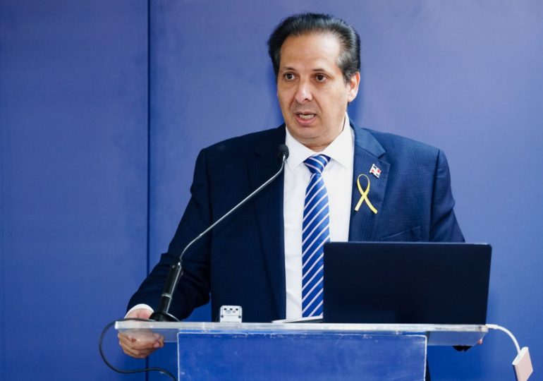 Ministro de Salud descarta presencia de “bacteria come carne” en caso de paciente fallecida