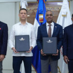 Energía y Minas y Edenorte firman acuerdo para proyecto de electrificación en La Cruz de Cabrera, Dajabón