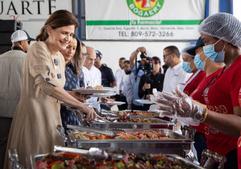 Raquel Peña lleva la “Navidad 360” a la Línea Noroeste