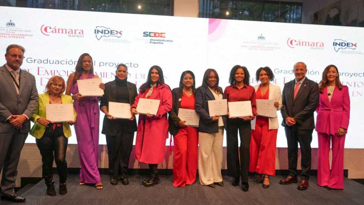 Desarrollo Social Supérate gradúa primera cohorte de Mujeres SuperEmprendedoras en España
