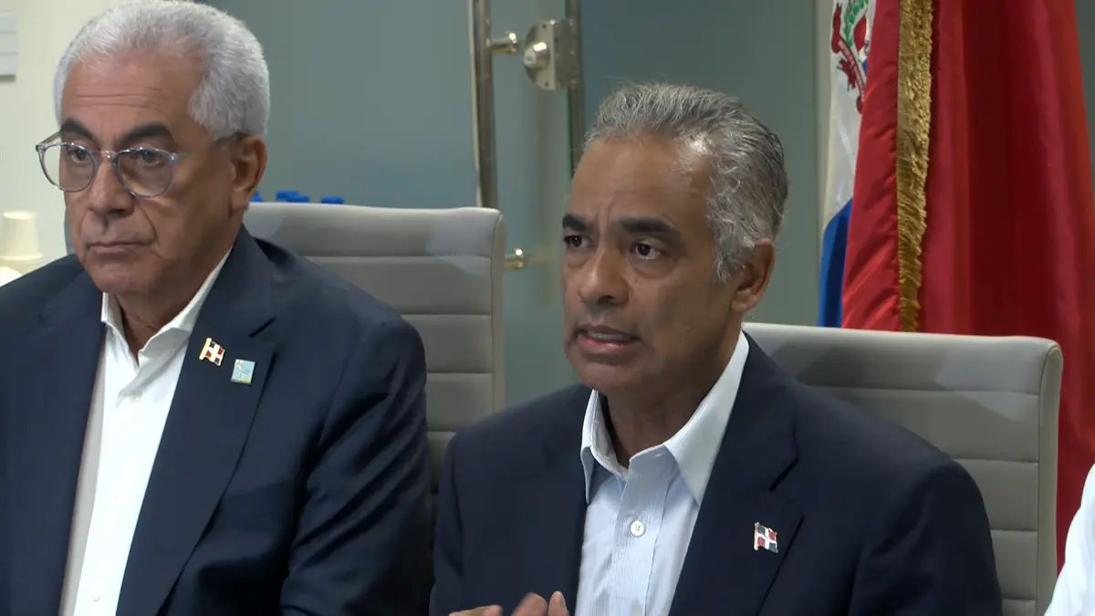 Gobierno pide disculpas por apagón general y anuncia restablecimiento progresivo del servicio eléctrico