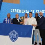 Kelvin Cruz entrega corona a UASD en Juegos Universitarios 2025