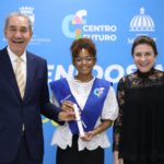 Carolina y MESCyT gradúan a 41 estudiantes del Inglés por Inmersión en Centro Futuro