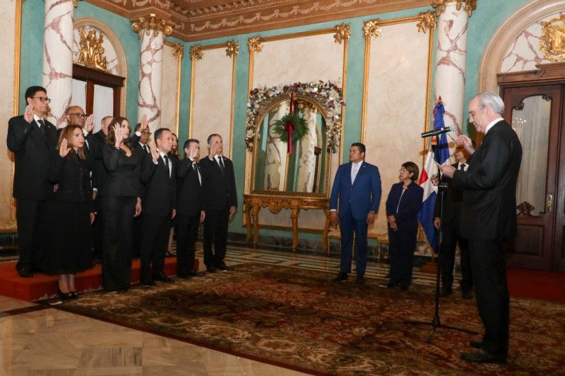 Presidente Abinader y CNM Juramentan nuevos jueces del Tribunal Superior Electoral