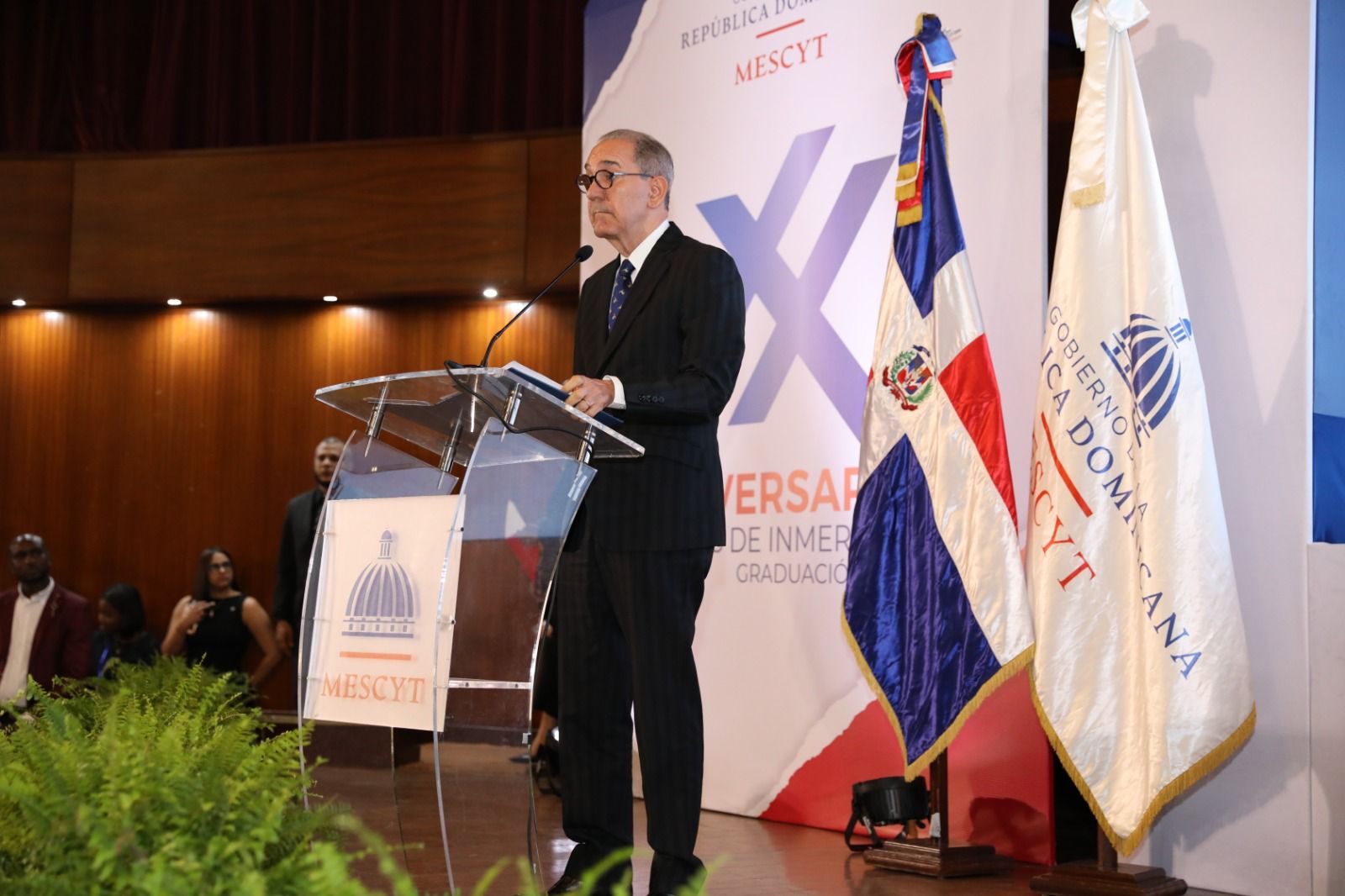 RD gradúa 20,000 jóvenes del Programa de Inglés de Inmersión 2025: “La educación transforma vidas”, afirma García Fermín