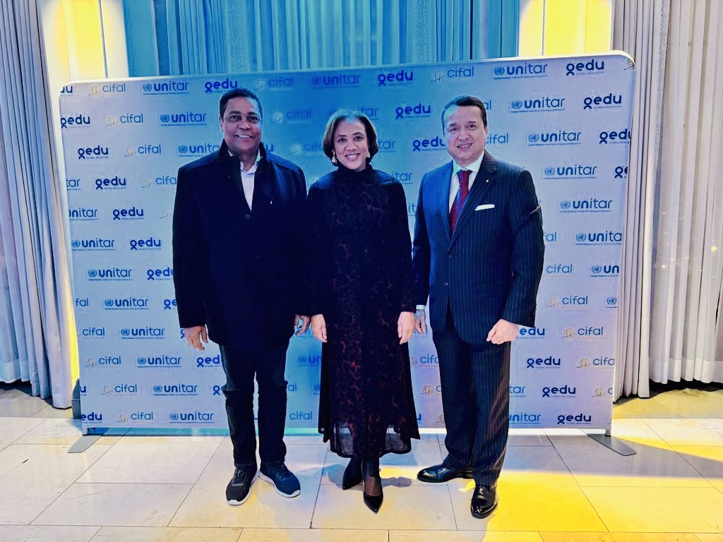 Víctor D’ Aza participa en reunión anual Comité Directivo de Red Global CIFAL en Londres