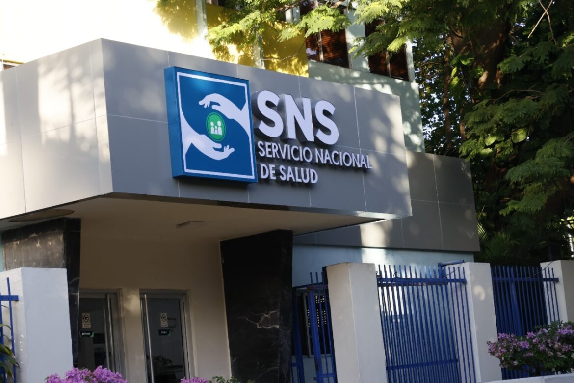 SNS con dotación requerida de personal enfermería en la Red Pública